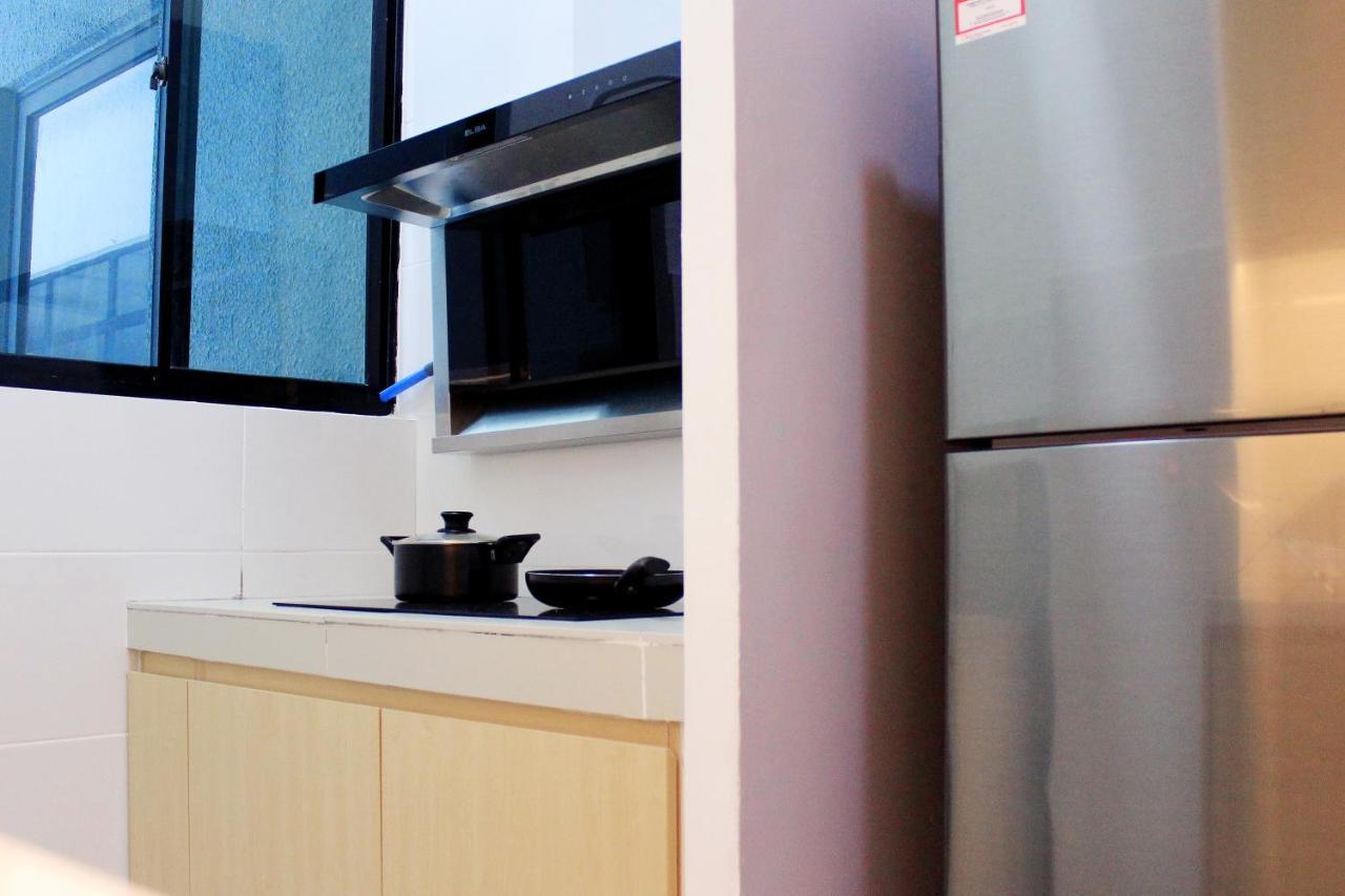 Le Pavillion Puchong By Widebed Upto 6Pax Apartment Куала Лумпур Екстериор снимка