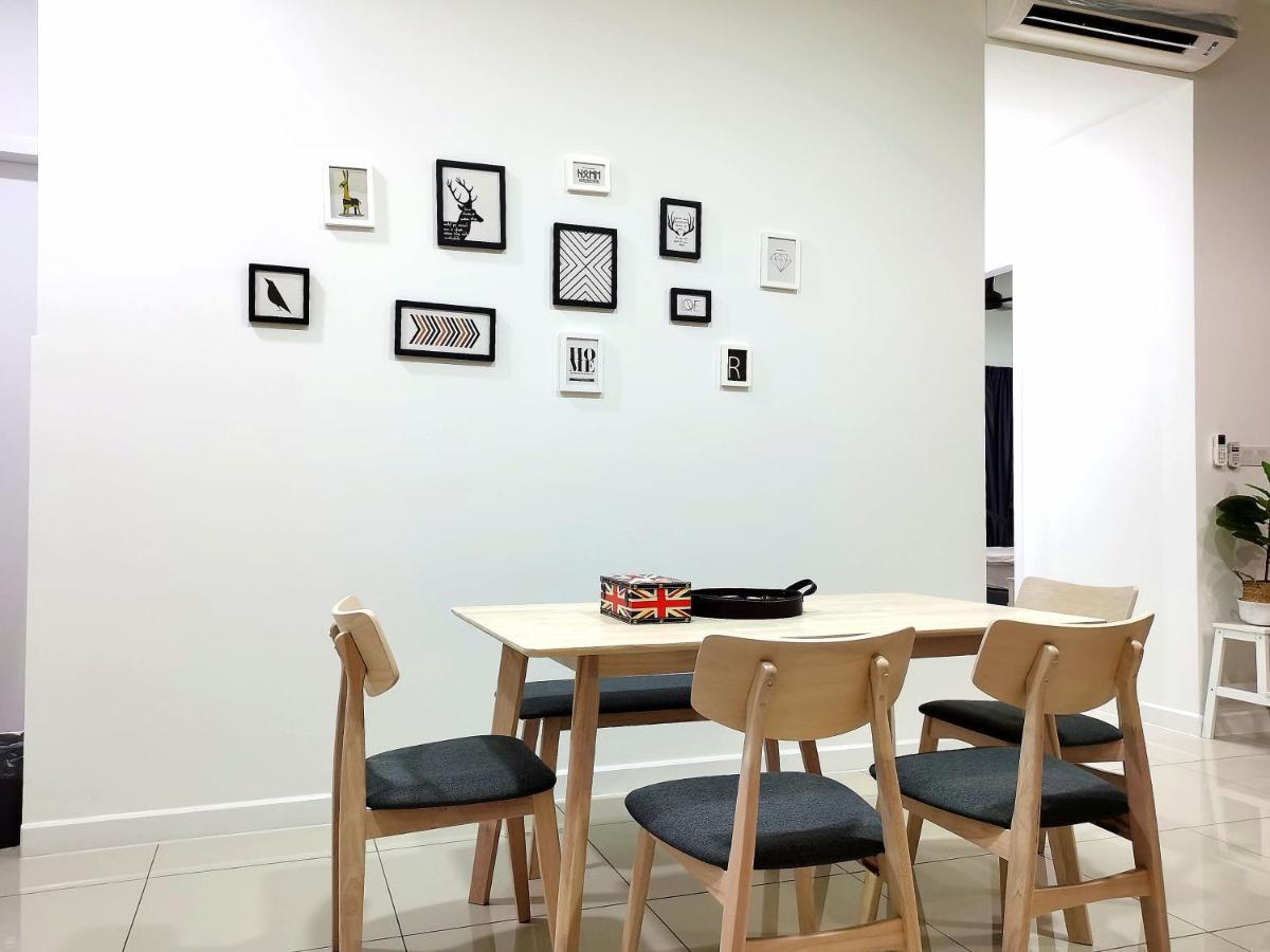 Le Pavillion Puchong By Widebed Upto 6Pax Apartment Куала Лумпур Екстериор снимка