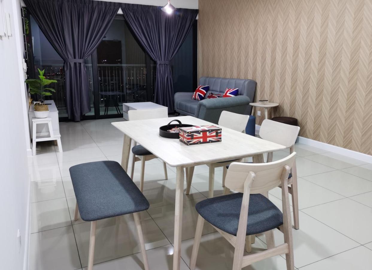 Le Pavillion Puchong By Widebed Upto 6Pax Apartment Куала Лумпур Екстериор снимка