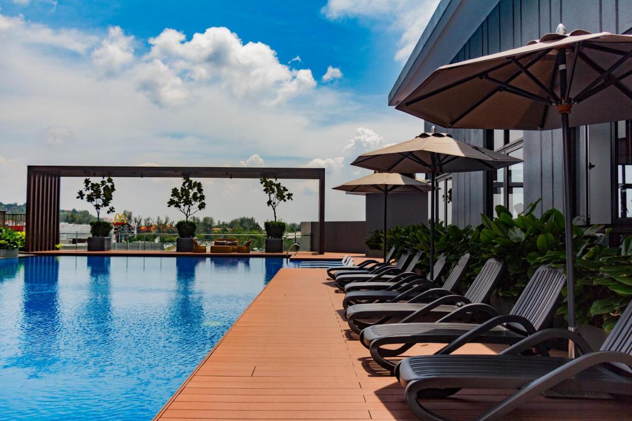Le Pavillion Puchong By Widebed Upto 6Pax Apartment Куала Лумпур Екстериор снимка