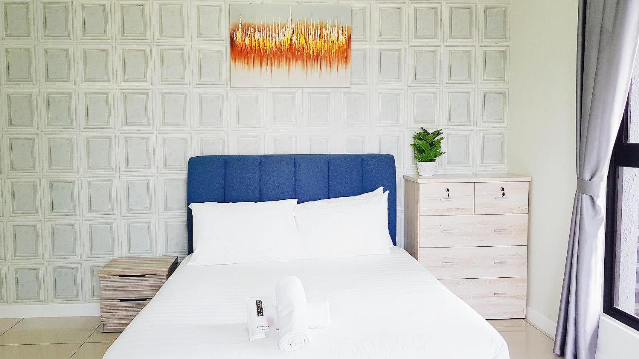 Le Pavillion Puchong By Widebed Upto 6Pax Apartment Куала Лумпур Екстериор снимка