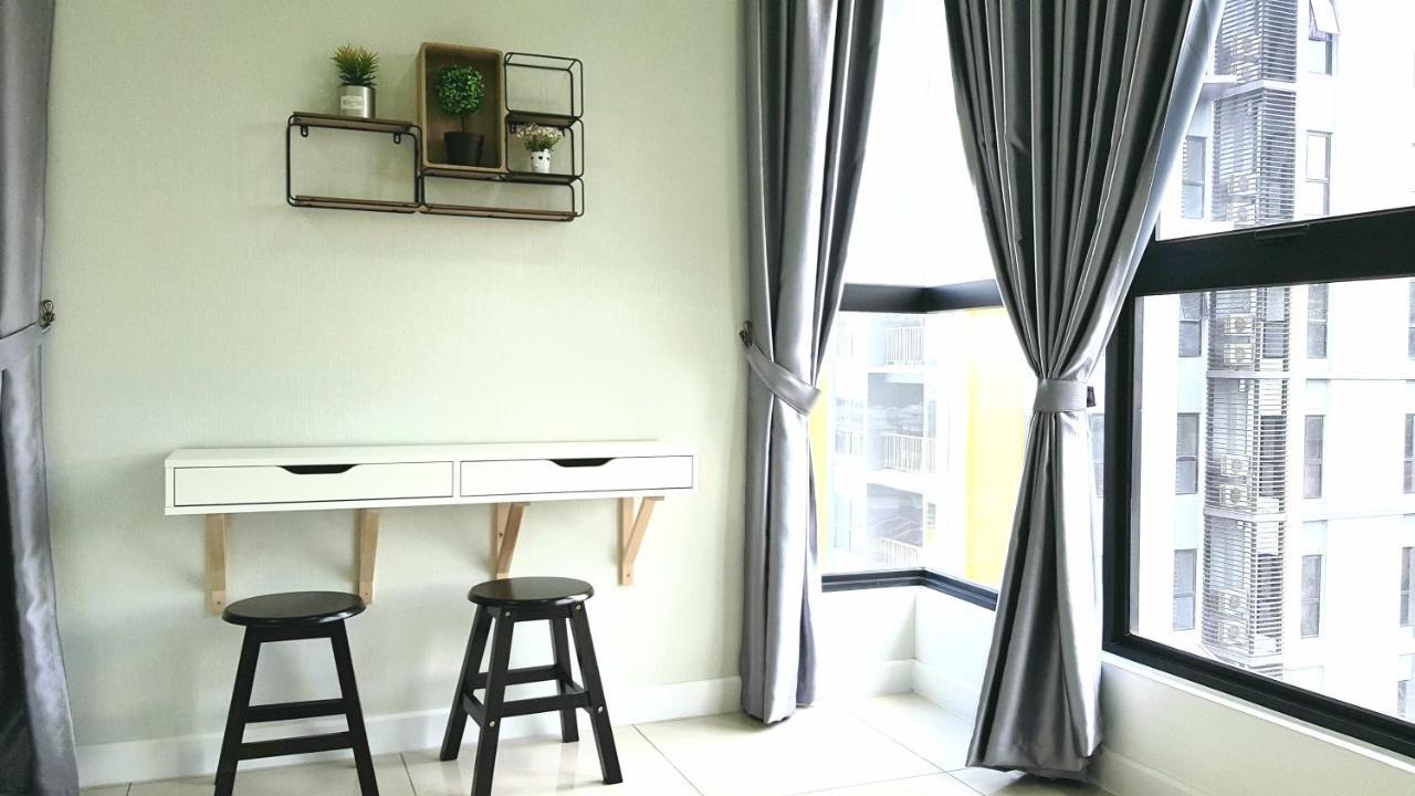 Le Pavillion Puchong By Widebed Upto 6Pax Apartment Куала Лумпур Екстериор снимка